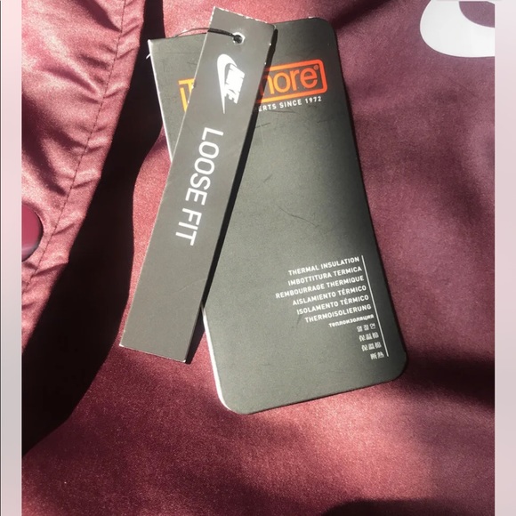 Nike Sportswear Sport Pack Synthetic Fill Faux Shearling Lined Parka Maroon XL - Picture 8 of 8